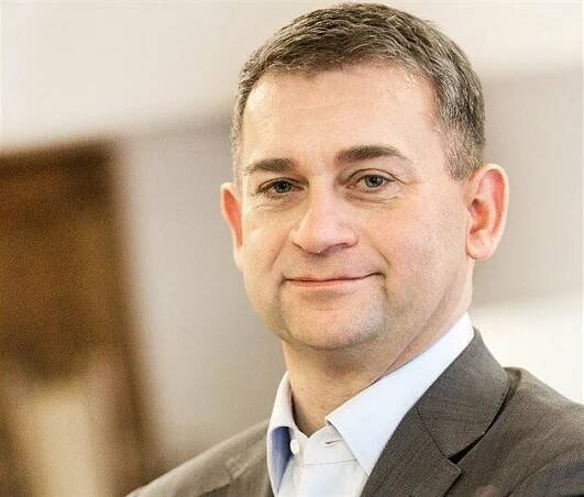 Majitel hokejové Sparty a fotbalových Pardubic Karel Pražák