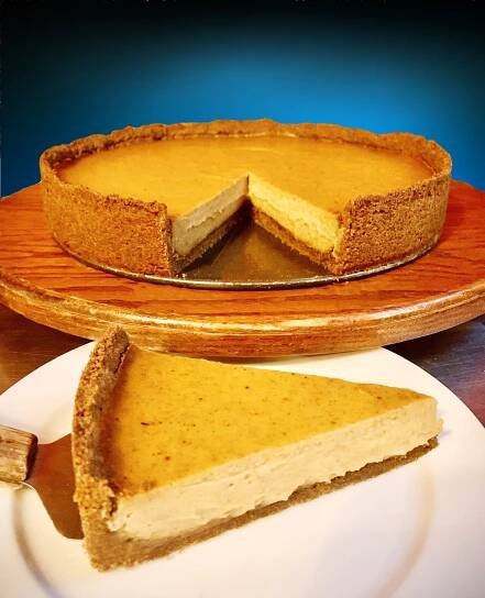 Pumpkin Gingersnap Vegan Cheesecake