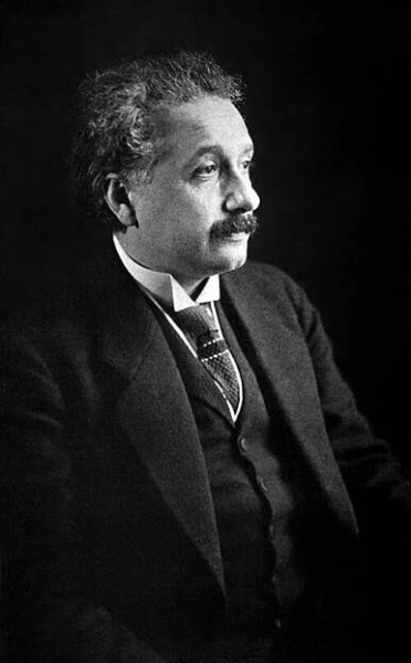Soubor:Albert Einstein photo 1921.jpg – Wikipedie