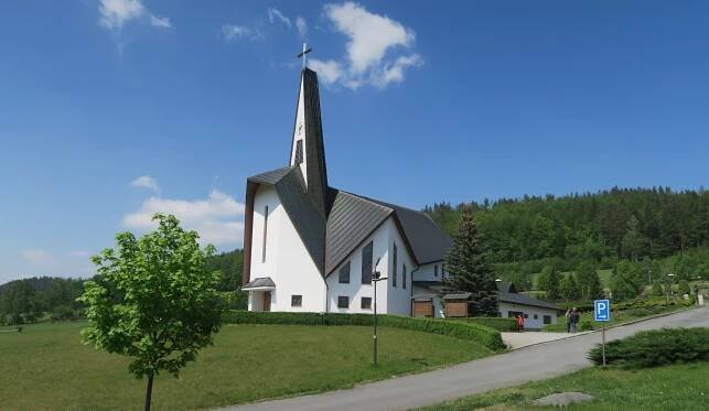 Prostřední Bečva, kostel sv. Zdislavy