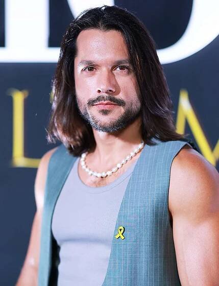 Shahar Isaac, actor poses for a photo during the teal carpet for the series 'The Chosen: Last Supper' at Plaza Carso on April 02, 2025 in Mexico City, Mexico