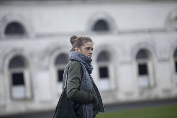 A l'intérieur - Z filmu - Noémie Schmidt