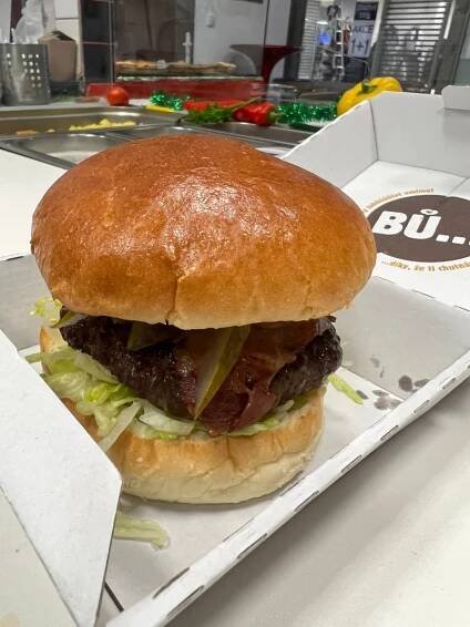 Fastfood 24 KEBAB - PIZZA - BURGER OC CENTRÁL CHOMUTOV rozvoz jídel