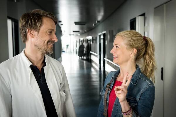 Jenny - echt gerecht! - Auf Leben und Tod - Z filmu - Max von Pufendorf, Birte Hanusrichter