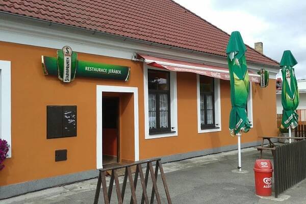 Restaurace Jeřábek foto 1