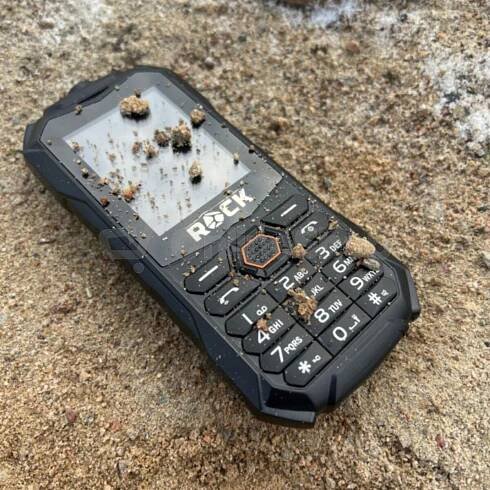 Mobilní telefon eSTAR ROCK, CZ lokalizace