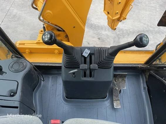Traktorbagr JCB 2CX