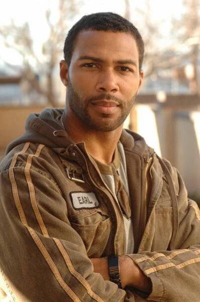 V utajení - Promo - Omari Hardwick