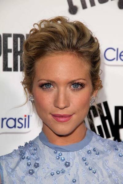 50 Celebrities With Blue Eyes: Most Beautiful Women and Men