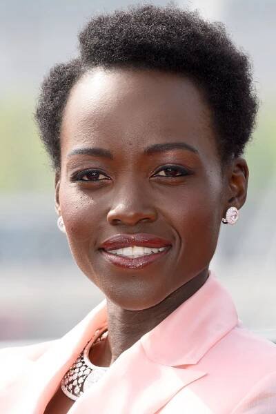 Lupita Nyong'o Turned Tiny Little Sequins Into the Most Inventive Hair Accessory — See Photos