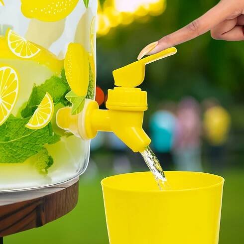 Dávkovač nápojů s kohoutkem a sadou sklenic 3,8 l - citrony - Extra-shop.cz