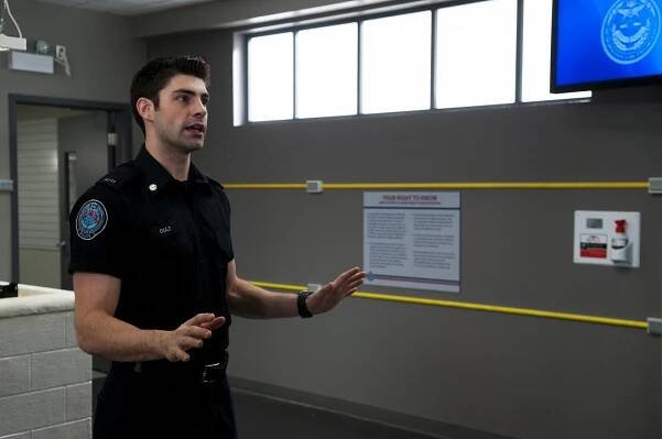 Rookie Blue - Rukojmí - Z filmu - Travis Milne