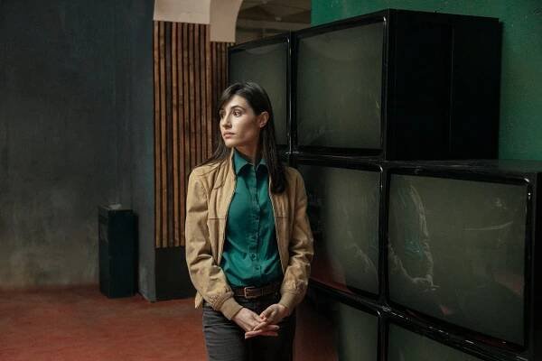 Angela Fontana - Sara: Žena ve stínu - Epizoda 1 - Z filmu
