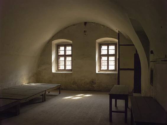 Soubor:Czech-2013-Theresienstadt-Cell 27.jpg – Wikipedie
