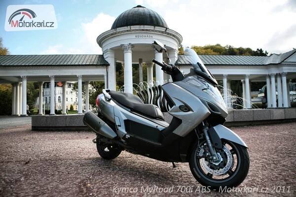 Kymco MyRoad 700i ABS | Motorkáři.cz