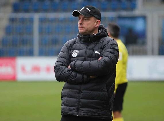 Fotbalisté Slovácka (bílé dresy) se ve 22. kole FORTUNA:LIGY utkali doma s Mladou Boleslaví.