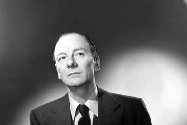 Gielgud was, in his own words a "silly gubbins" who took in nothing apart from his work. © Getty Images