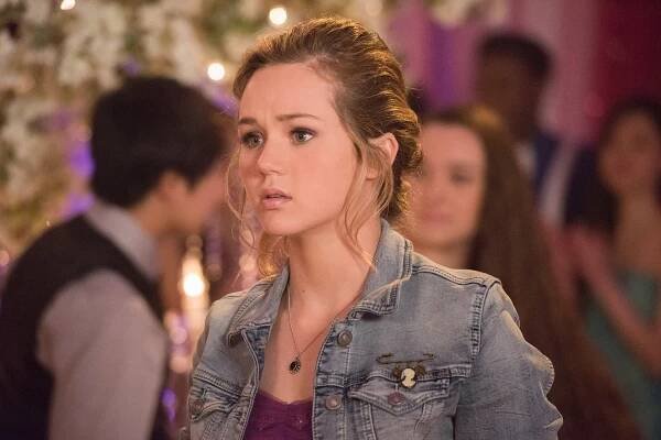 Lhář, lhář, upír - Z filmu - Brec Bassinger