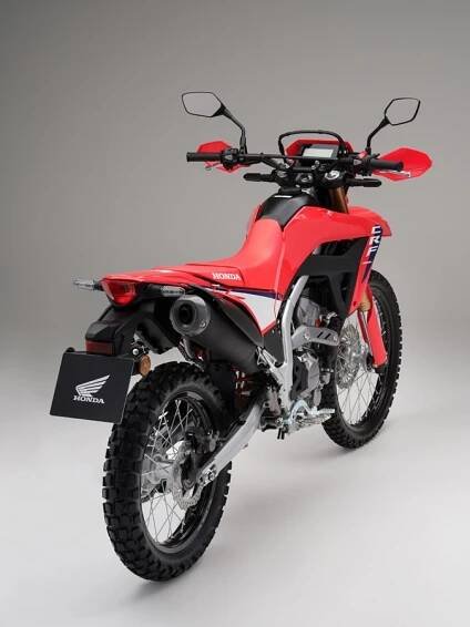 Adventure CRF 300L - model 2025 - VYPRODÁNO | Motocykly | Honda Roman Bartyzal