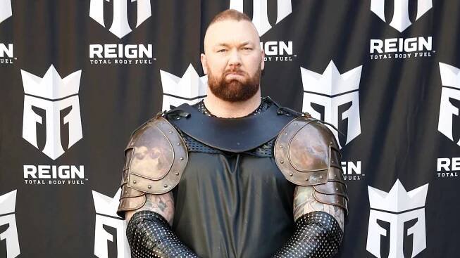 Game of Thrones star Hafþór Björnsson shatters own record, again, in must-see deadlifting video