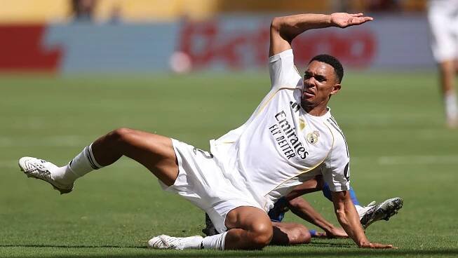 Trent Alexander-Arnold busy in defence on Real Madrid debut