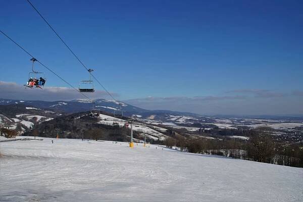 Sjezdovka u Prahy, Lipno i lyžovačka mezi vinicemi. Kam letos vyrazit na hory?