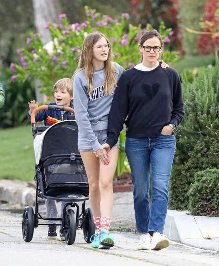 Jennifer Garner s dcerou Violet a synem Samuelem