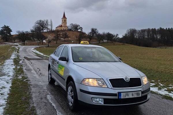 Taxi Lázně Bělohrad Hátle foto 1