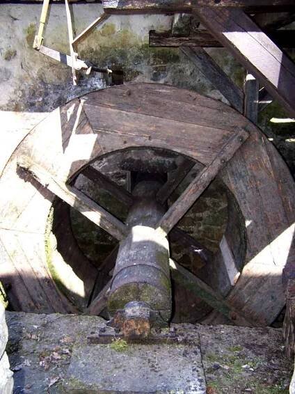 Soubor:Buškův-hamr-11.jpg – Wikipedie