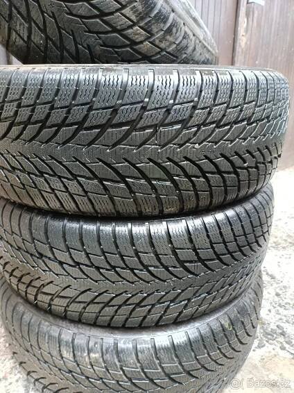 4 nokian WR snow proof P 205/55 R17