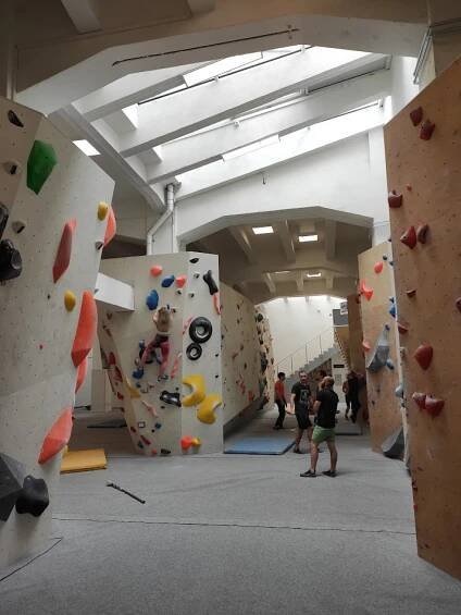 Hudy Boulder Karlín – Lezení mě baví