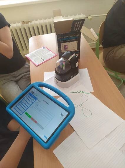 Využití programovatelného robota Artie Max v hodinách informatiky – 8. třída - ZŠ Dyjákovice