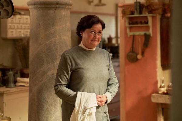 Hotel Portofino - Návraty - Z filmu - Elizabeth Carling