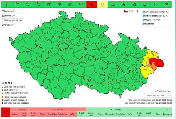 ČHMÚ vydal nejpřísnější výstrahu. Severovýchod Česka bičují extrémní lijáky