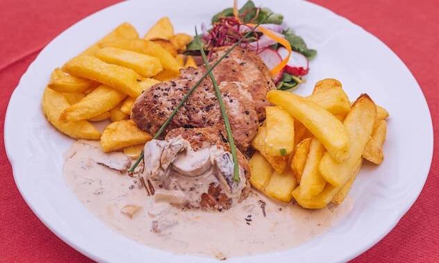 Restaurace a penzion Arnultovice