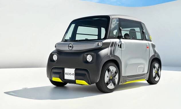 Opel Rocks-e je miniaturní auto do města pro dva řiditelné od 15 let – DesignMag.cz