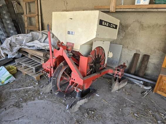 Sazeč brambor AGROZET SA-2-074: obrázek 1