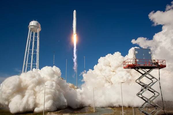 Cygnus CRS2 NG-19 (S.S. Laurel Clark) | Antares 230+ | Everyday Astronaut