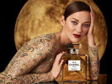 Chanel No 5 Parfum Baccarat Grand Extrait Chanel pro ženy