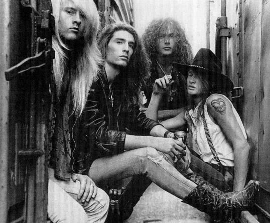 File:Alice in Chains (1988 promo photo).jpg - Wikimedia Commons