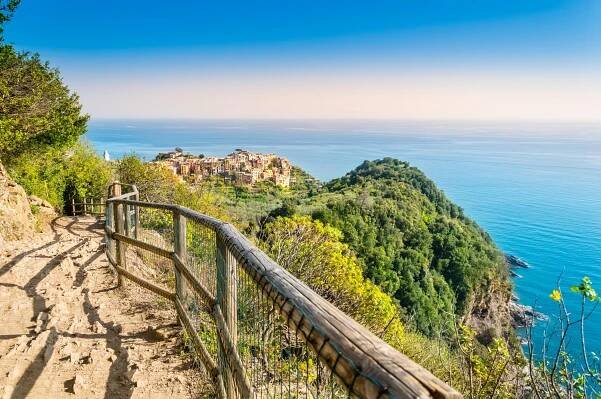 Kam na dokonalý prodloužený víkend plný romantiky, pohybu i lenošení? Do Pisy a na pobřeží Cinque Terre