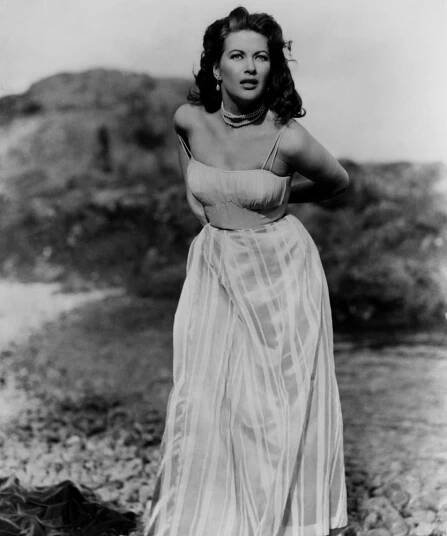 Yvonne De Carlo - Actress, Dancer, Singer
