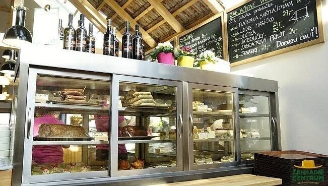 Restaurace a kavárna Zahradní centrum Jindřichův Hradec | Apetee