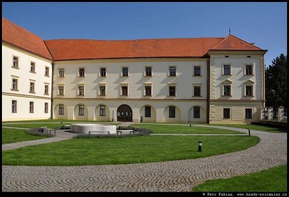 Pacov – fotografie / hrady-zriceniny.cz