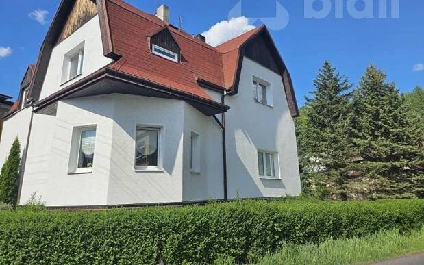 Prodej dům - Mlýny, Hrob, 240 m2