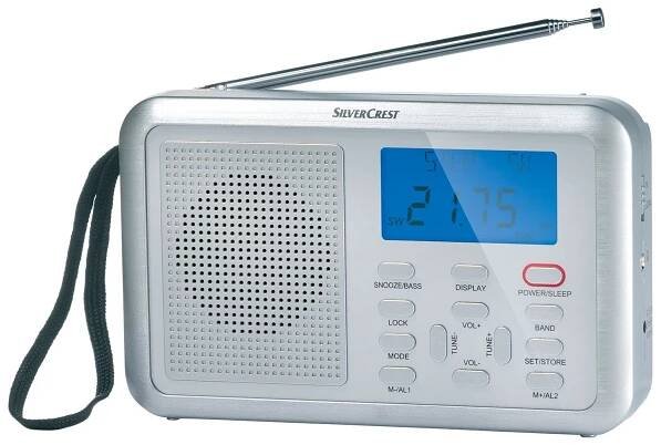 Stříbrné rádio SilverCrest s digitálním displejem