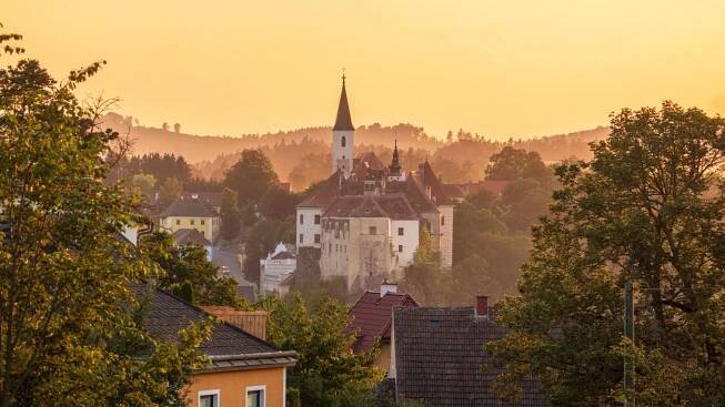 Fotogalerie • Raabs an der Thaya (Hrad) • Mapy.com