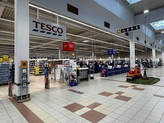 REKONSTRUKCE OBCHODNÍHO DOMU TESCO - HRADEC KRÁLOVÉ - HaMPR, a.s.
