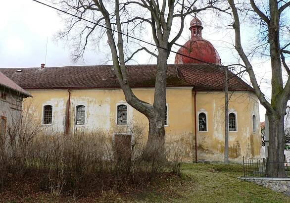 kostel od jihovýchodu