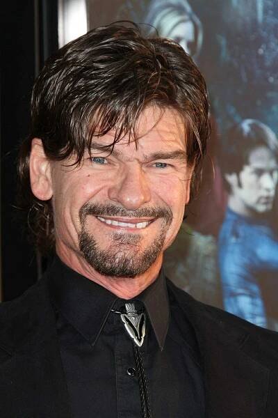 Dobrá zpráva pro fanynky: Don Swayze je celý bratr!